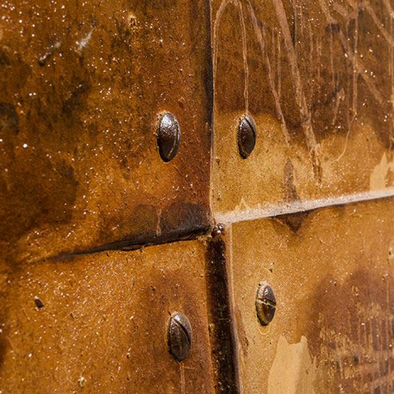 tornillo-oxido-wandpaneel-stahloptik-perspektivdarstellung